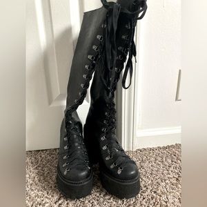 Killstar BloodLetting Knee-high Platform Lace-up/Zip-up Boot size 9